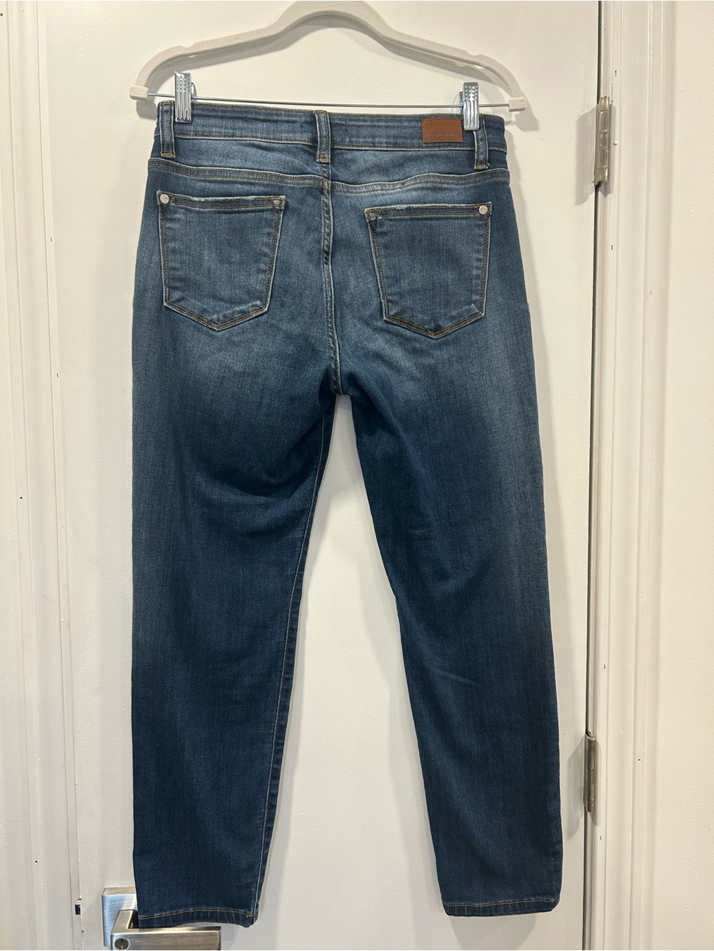 Judy Blue Medium Wash Straight Leg Jeans - Picture 11 of 12